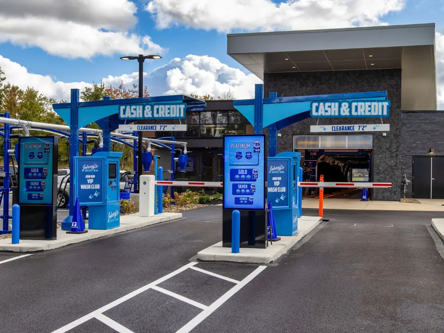 Car wash equipment
